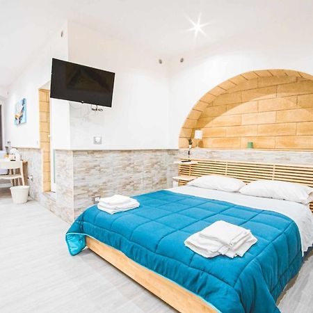 The Castle Apartment Bari Luaran gambar