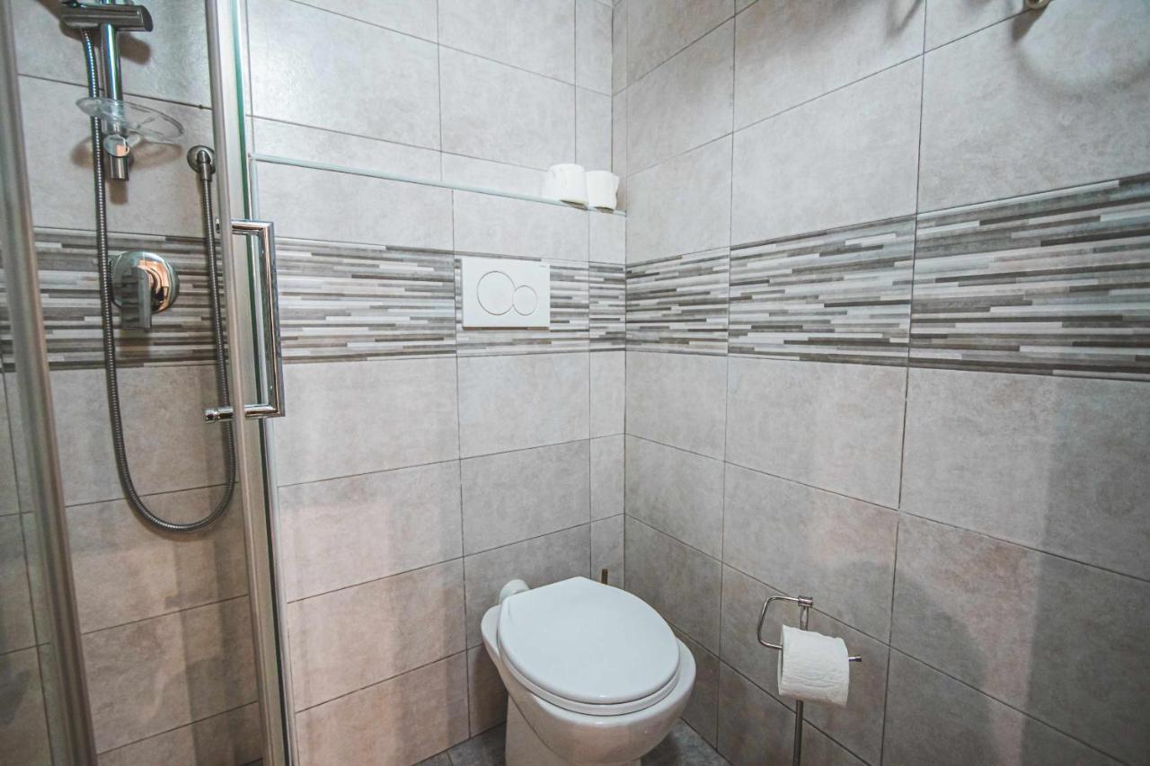 The Castle Apartment Bari Luaran gambar
