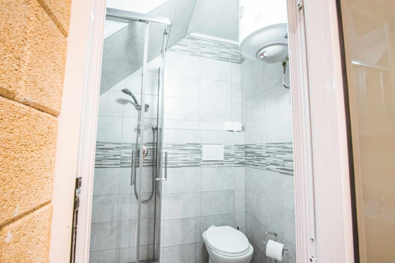 The Castle Apartment Bari Luaran gambar