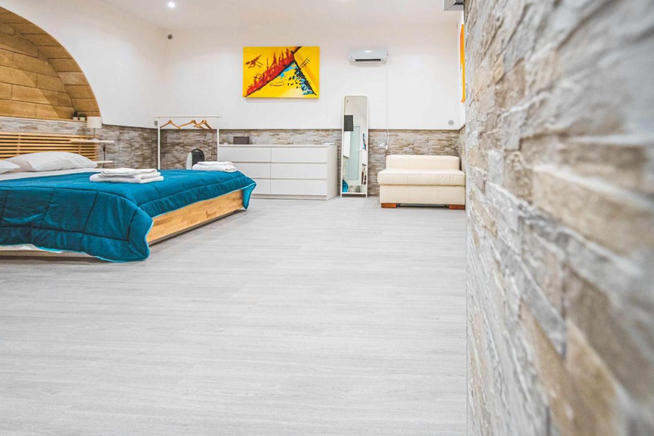 The Castle Apartment Bari Luaran gambar